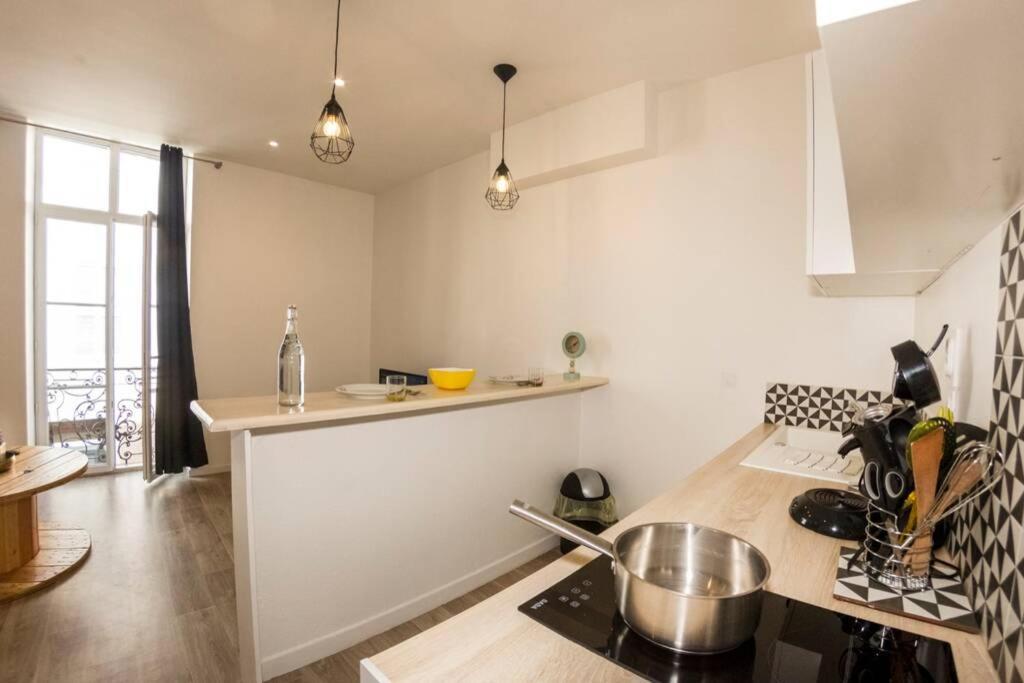 L'Escale - Topdestination-Bourg - Centre Ville - Classe 3 Etoiles ภายนอก รูปภาพ